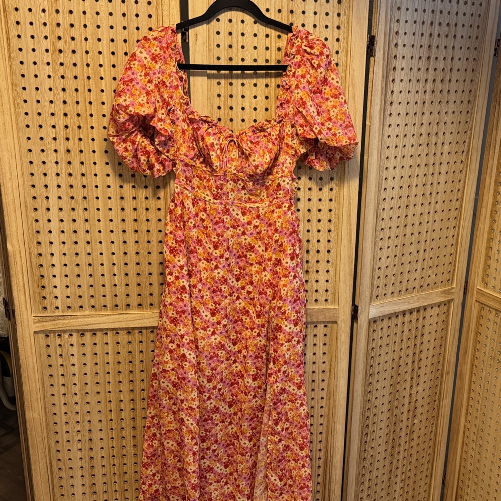 NWOT For Love And Lemons Pink Floral Maxi Dress
